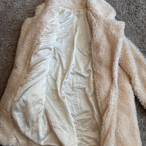 Hannah Banana Girl's Faux Fur Notch-Collar Jacket - Picture 2 of 3